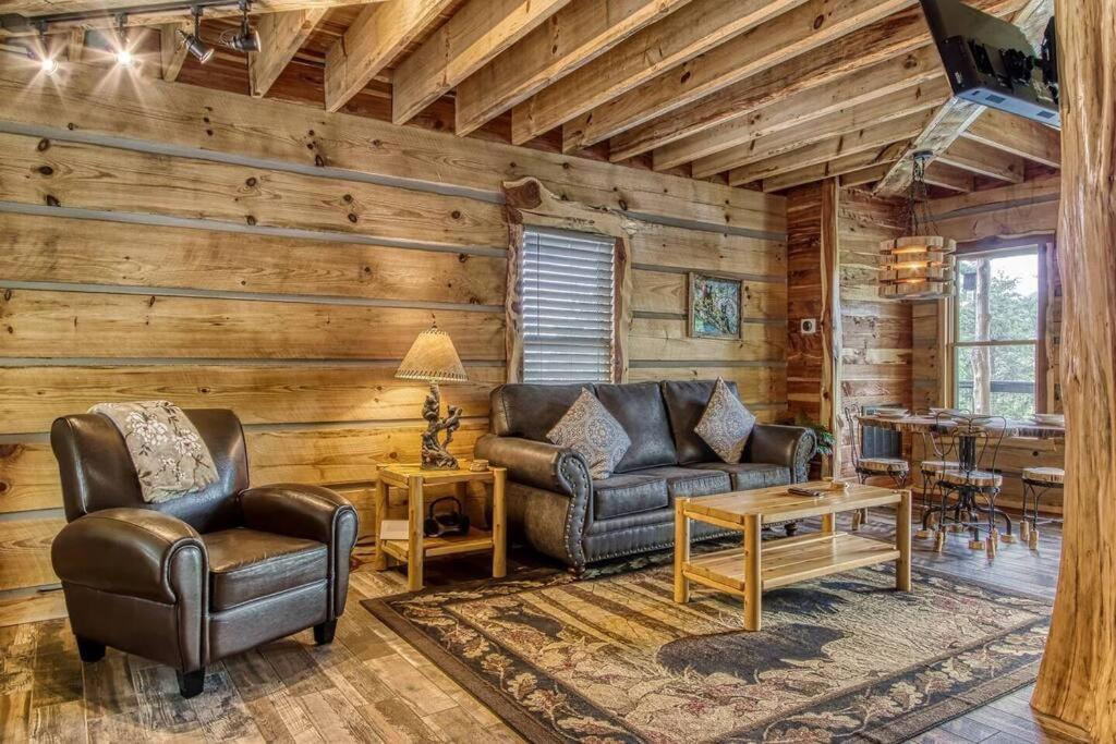 The Log Castle~Stunning Mountain Views~Hot Tub Vila Sevierville Exterior foto