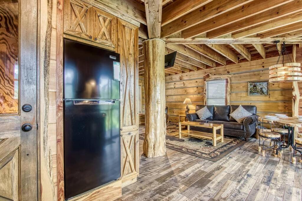 The Log Castle~Stunning Mountain Views~Hot Tub Vila Sevierville Exterior foto